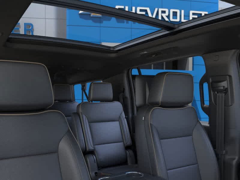 2025 Chevrolet Suburban Premier - Photo 29