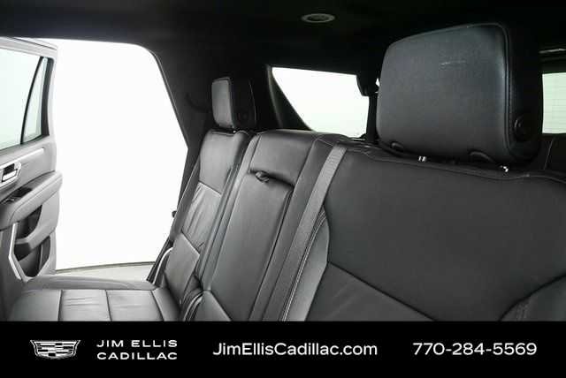 Used 2025 Summit White Chevrolet LT image 19