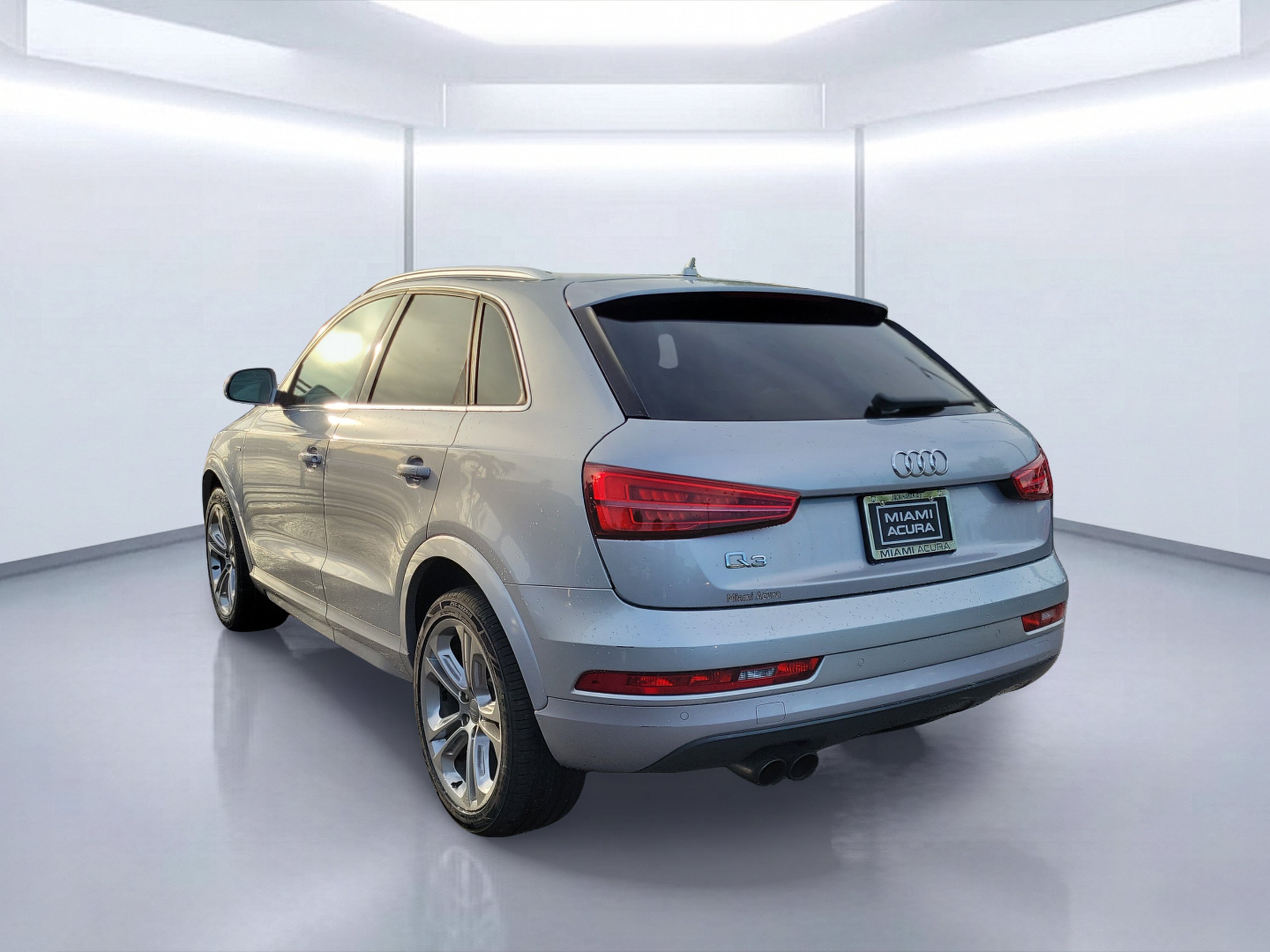 Used 2018 Silver Metallic Audi 2.0T Premium Plus image 3
