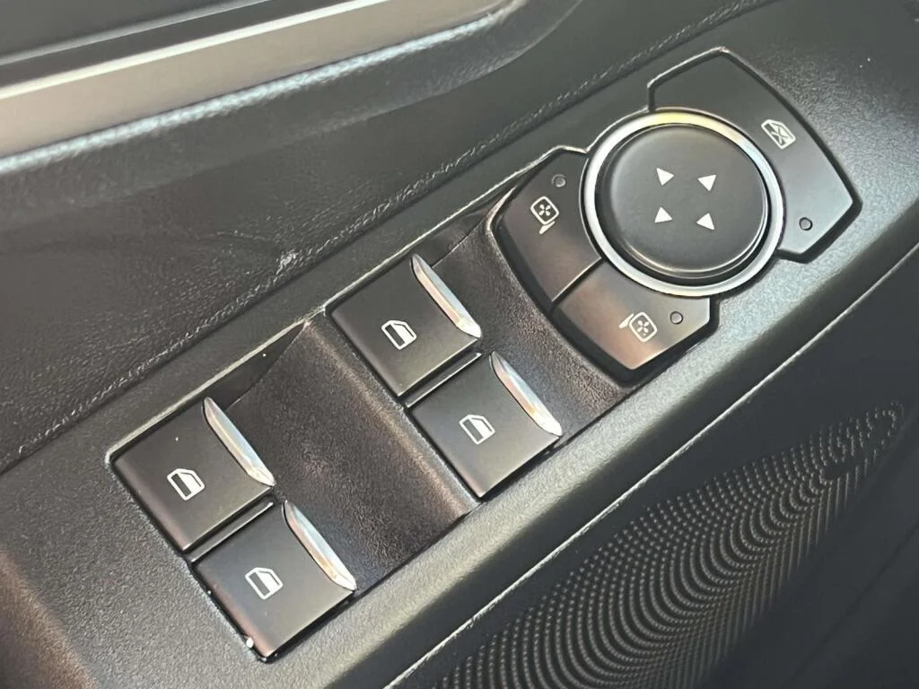 Certified Used 2022 Carbonized Gray Ford SE image 30