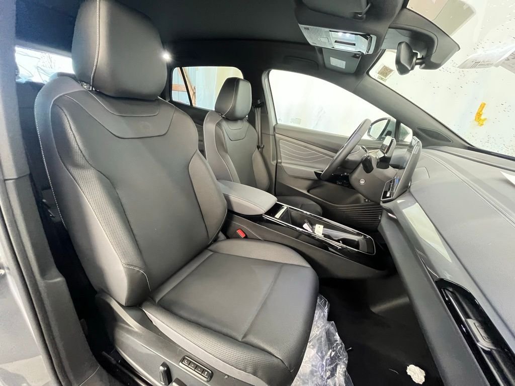 New 2025 Silver Volkswagen Pro S image 12