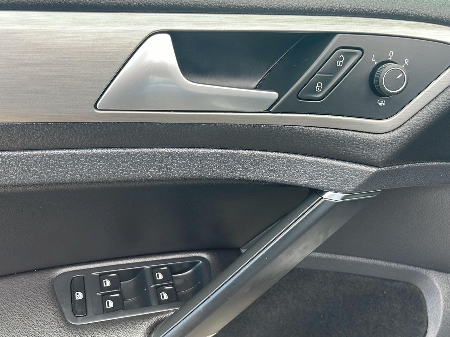 2015 Volkswagen Golf SportWagen TDI SE - Photo 15