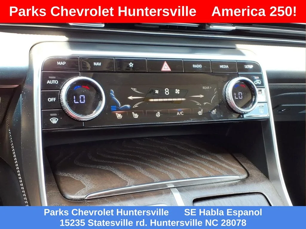 Used 2021 Red Genesis 3.5T image 6
