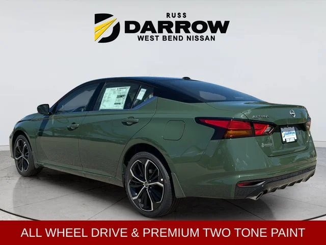 New 2026 Tactical Green Metallic / Super Black Two-tone Nissan 2.5 SR image 3