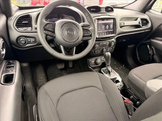 Used 2022 Blue Jeep Altitude image 12