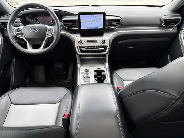Used 2023 Gray Ford XLT image 23
