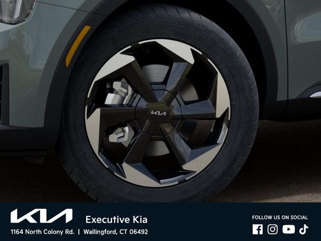 New 2026 Cityscape Green Kia EX image 9