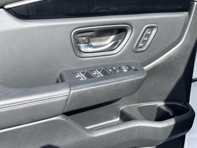 Used 2024 White Honda Touring image 19