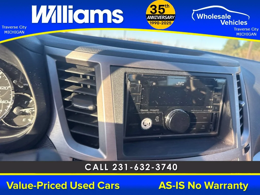 Used 2012 Indigo Subaru 2.5i image 32