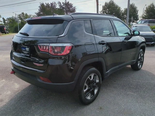 Used 2018 Black Jeep Trailhawk image 5
