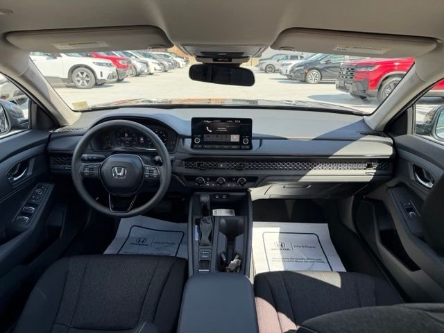 Used 2025 Gray Honda LX image 19