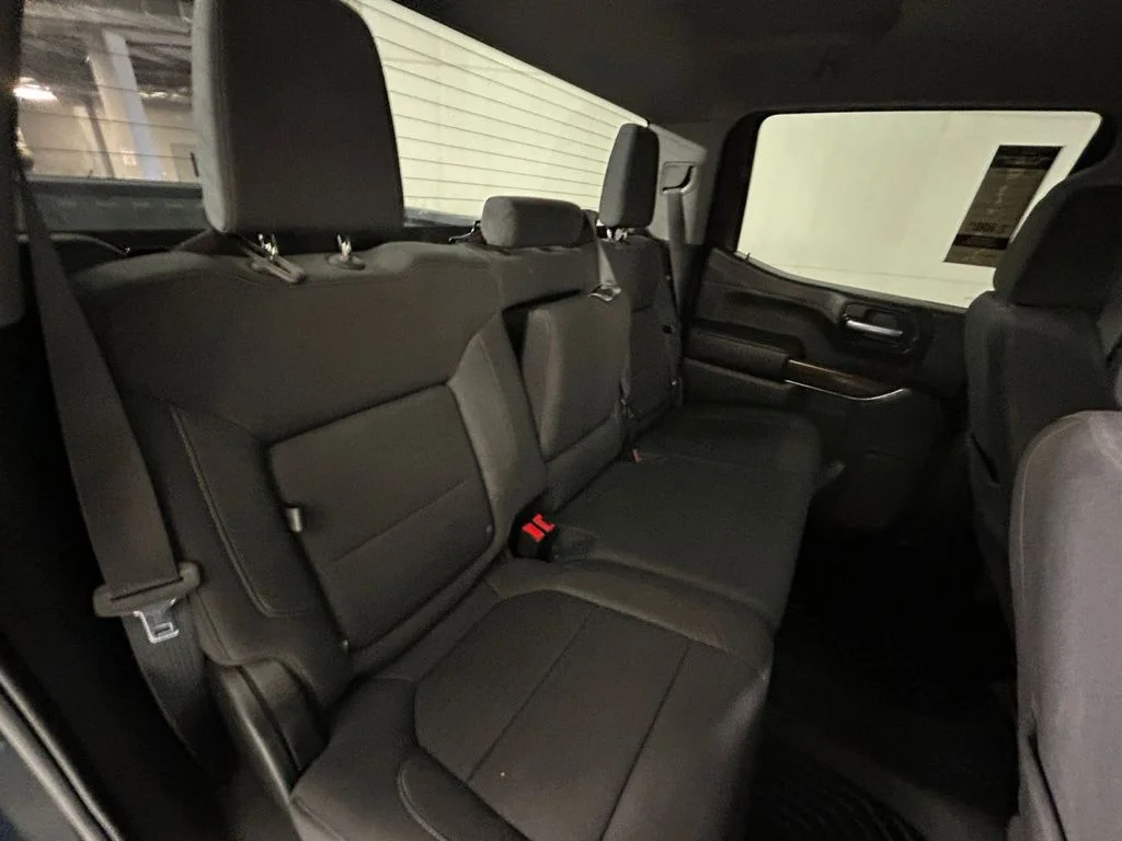 Used 2020 Blue GMC Elevation image 17
