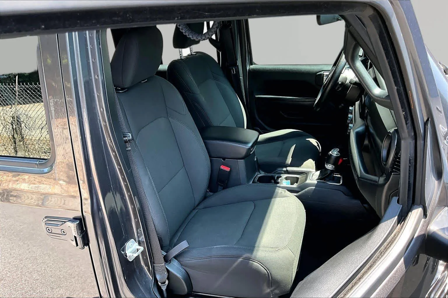 Used 2023 Granite Crystal Metallic Clearcoat Jeep Sport image 9