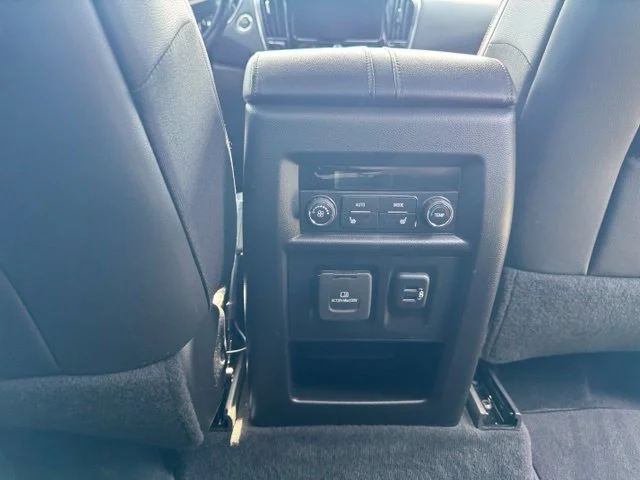 Used 2022 Black Chevrolet High Country image 16