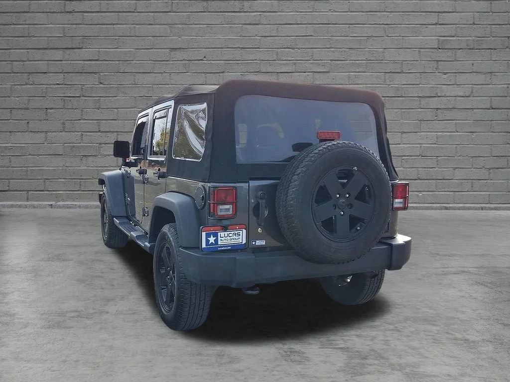 Used 2018 Gray Jeep Sport S 4x4 image 38