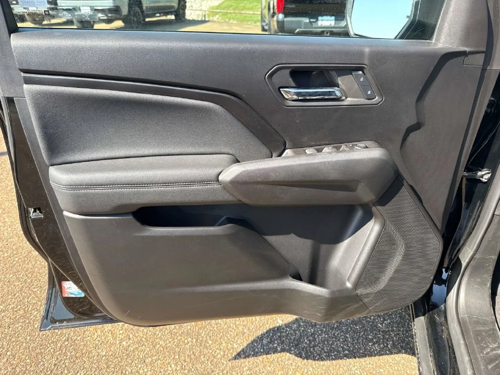Used 2024 Black Chevrolet LT image 25