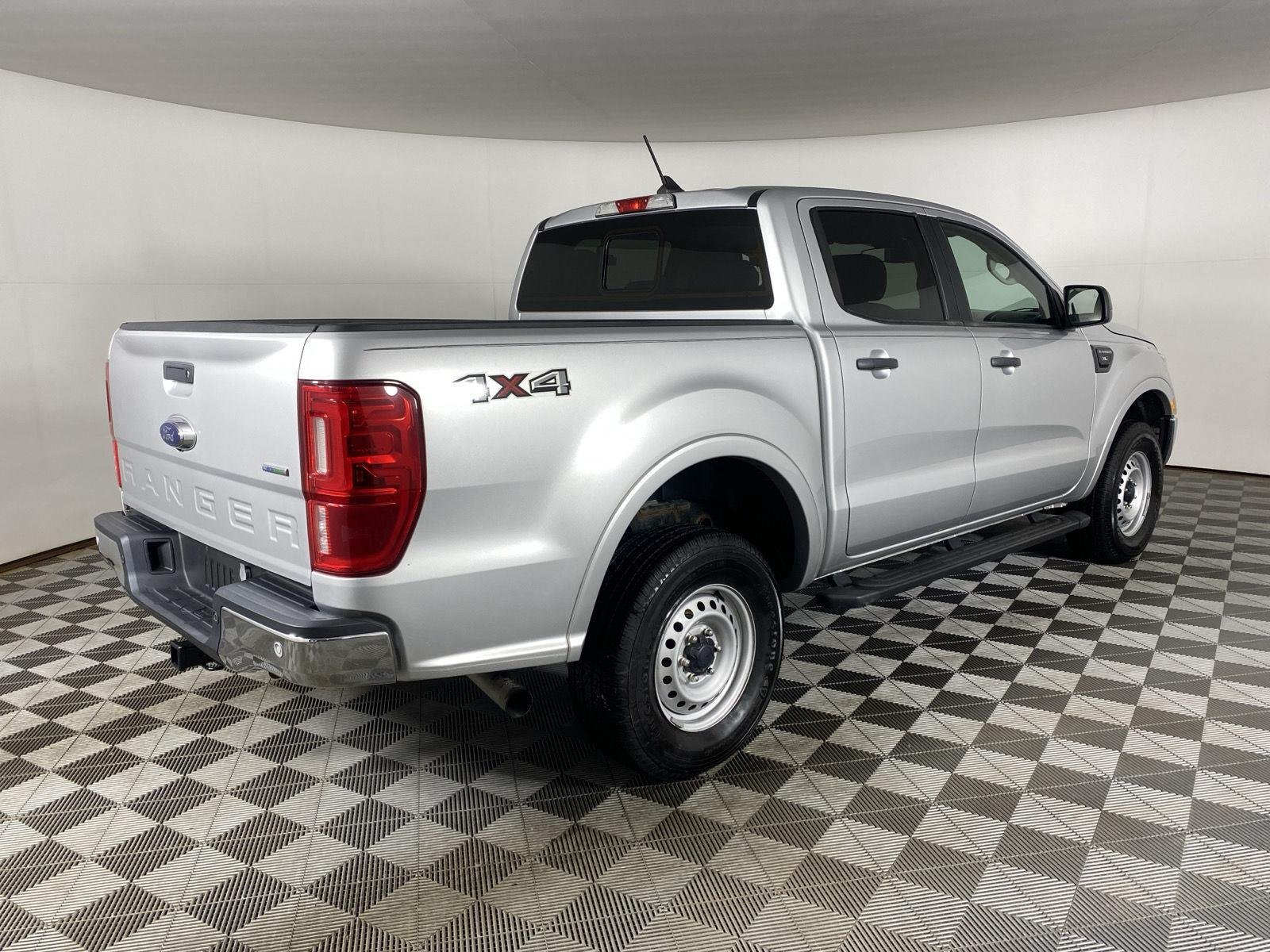 Used 2019 Ingot Silver Ford XL image 10