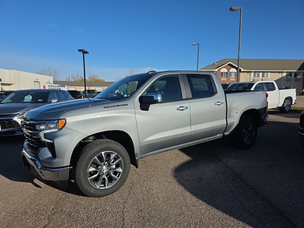 2026 Chevrolet Silverado 1500 LT photo 3