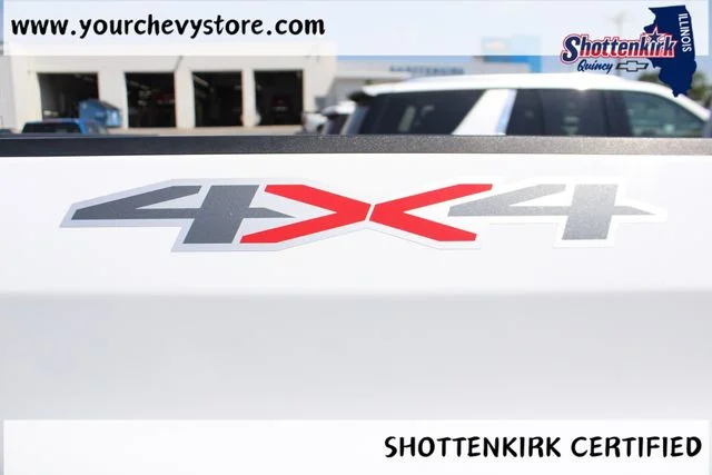 Used 2022 White Chevrolet LT image 5