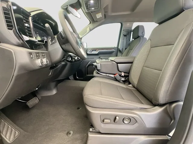 New 2026 Summit White GMC Elevation image 15