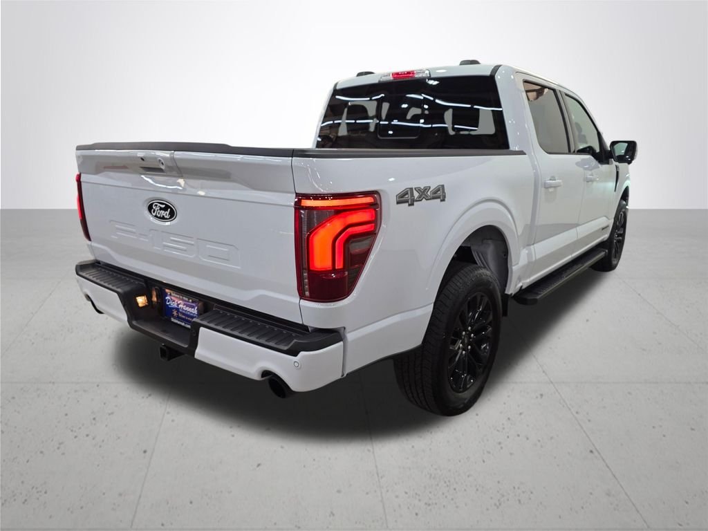 Used 2025 White Ford Lariat image 9