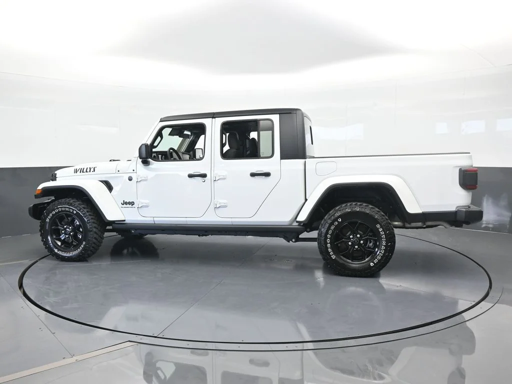 Used 2024 Bright White Clearcoat Jeep Willys image 3