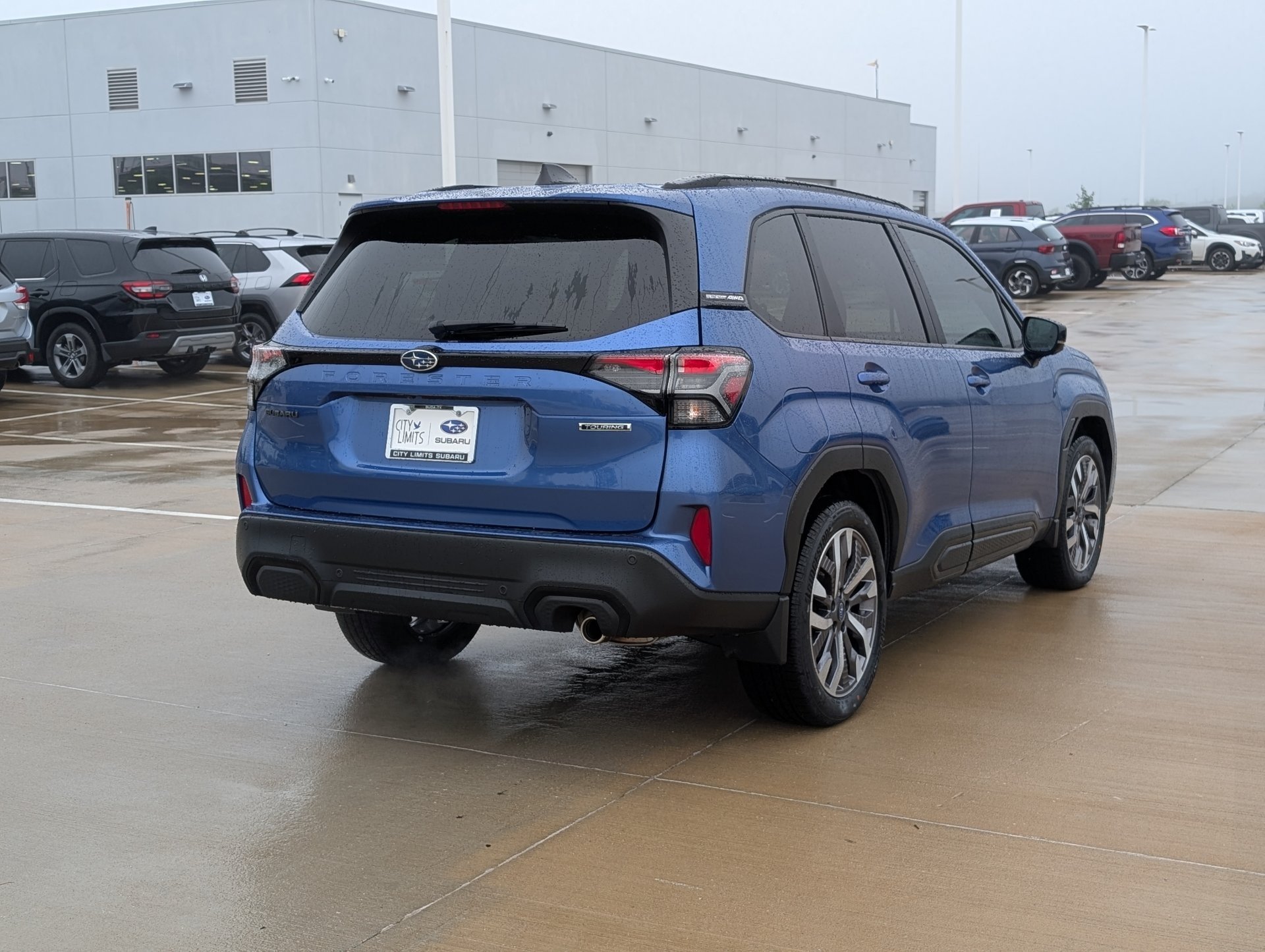 New 2026 DAYBREAK BLUE PEARL Subaru Touring image 5