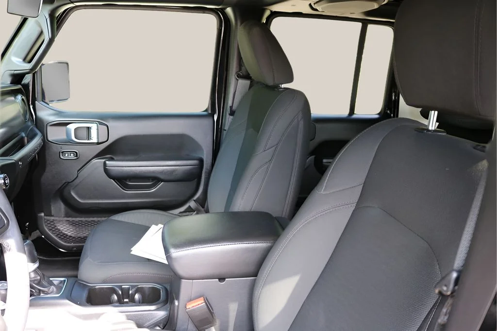 Used 2021 Black Jeep Unlimited Sport S image 13