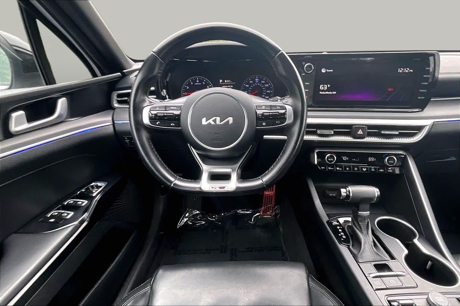 Used 2022 Glacial White Pearl Kia GT-Line image 6