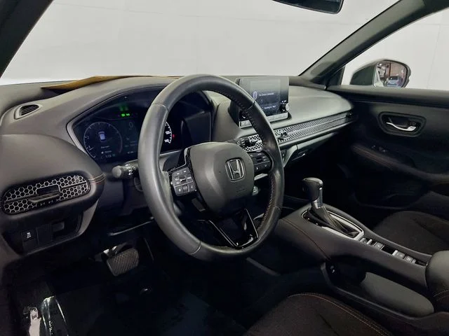 Used 2024 Platinum White Pearl Honda Sport image 10