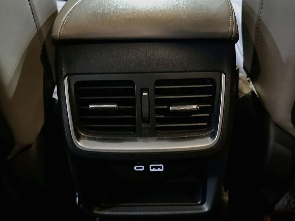 Certified Used 2023 Gray INFINITI LUXE image 26