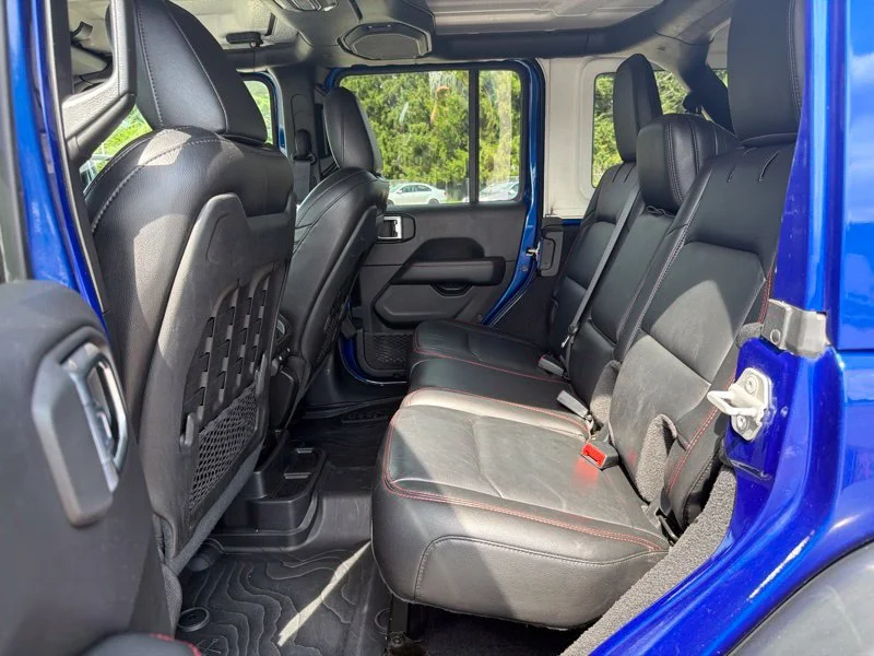 Used 2020 Blue Jeep Unlimited Rubicon image 12