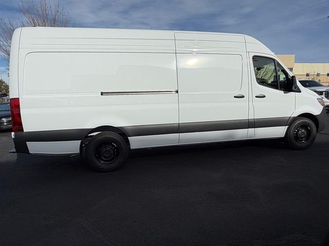 New 2026 Arctic White Mercedes-Benz Cargo 170 WB image 9