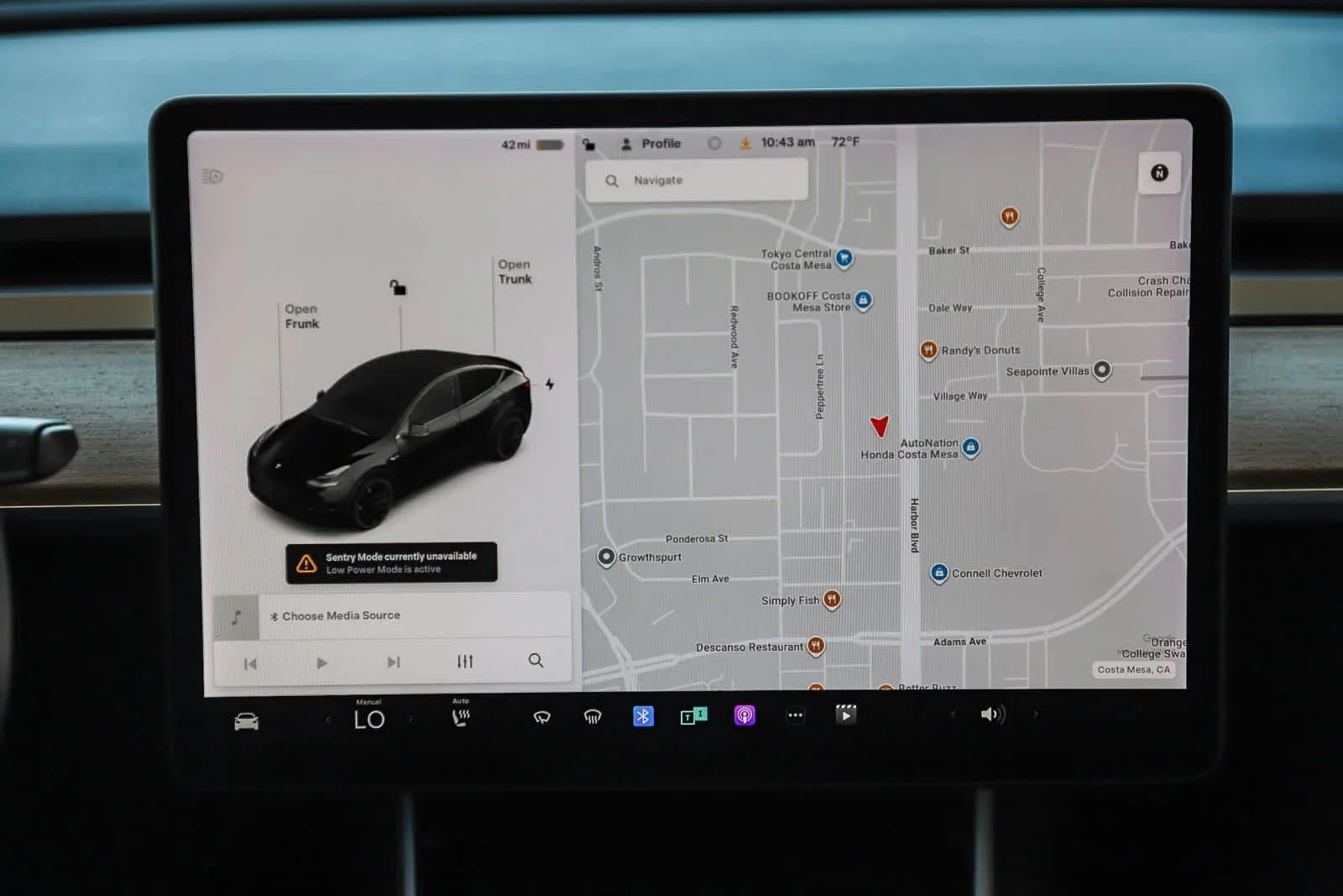 Used 2021 White Tesla Performance image 12