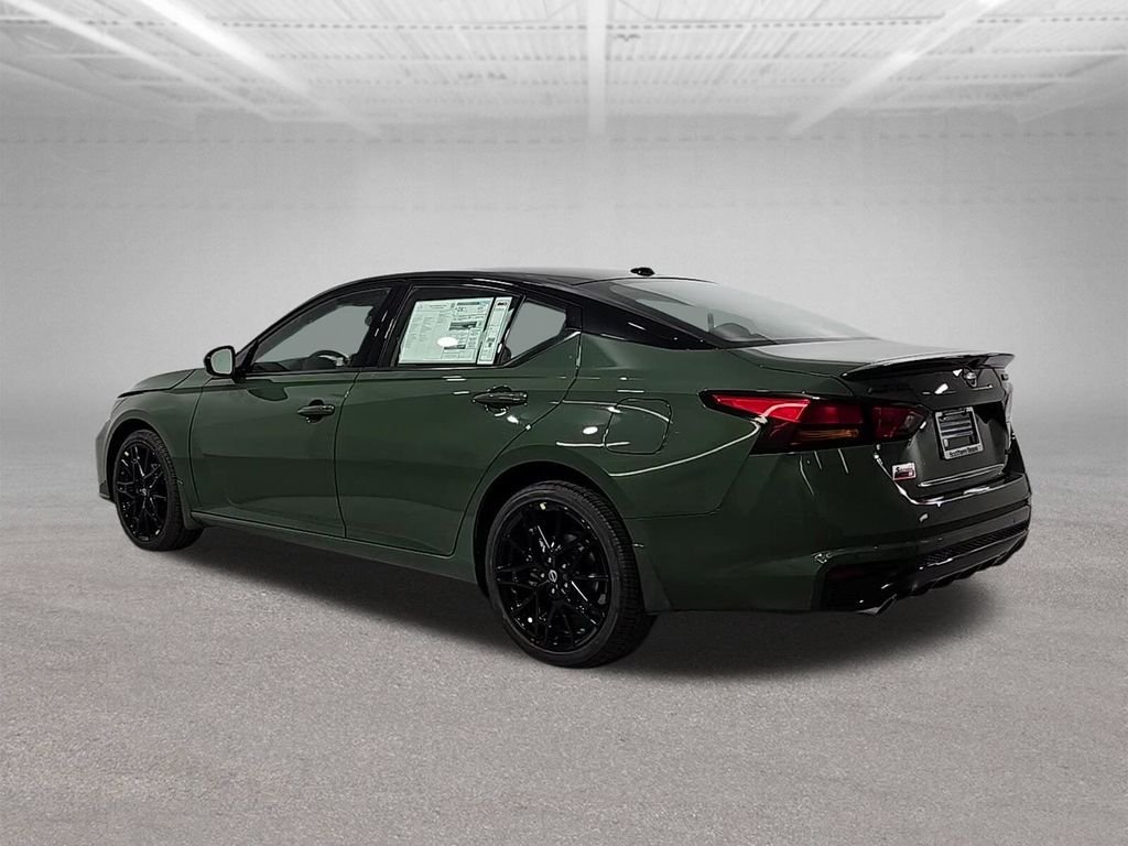 New 2026 Green Nissan 2.5 SR image 4