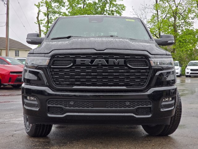 New 2026 Diamond Black Crystal Pearl-Coat Exterior Paint RAM Big Horn/Lone Star image 3