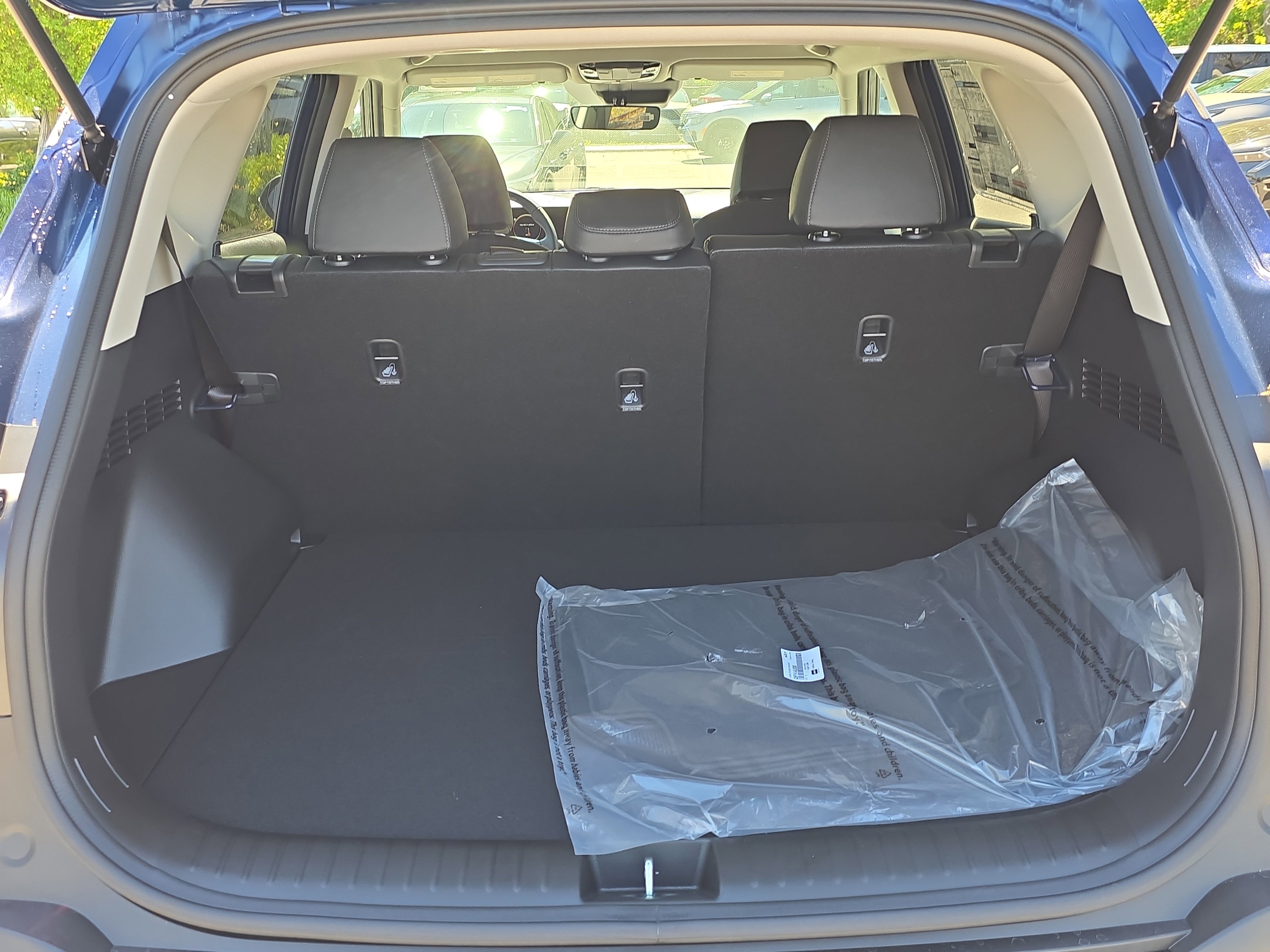 New 2026 Dark Ocean Blue Kia EX image 10