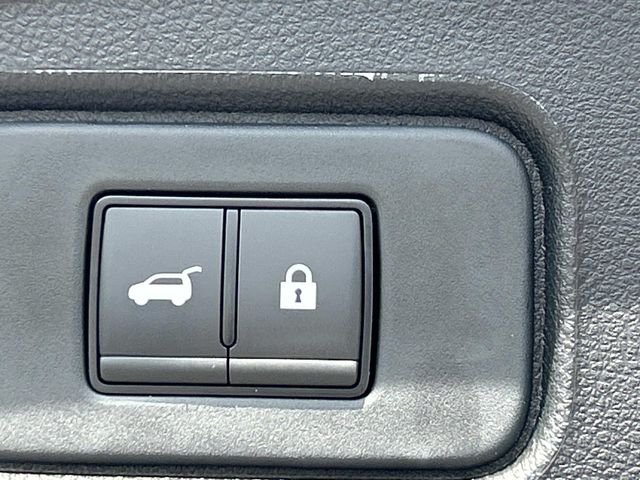 New 2026 Everest White Pearl TriCoat Nissan Rock Creek® image 14