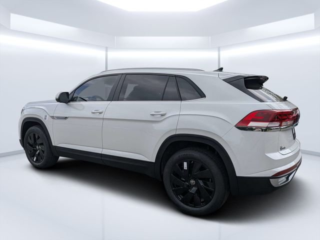New 2026 White Volkswagen 2.0T SE w/Technology image 5