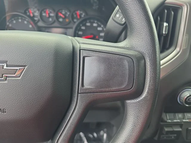 Used 2026 Black Chevrolet Custom image 19