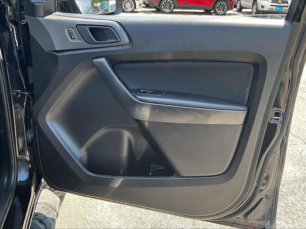 Used 2020 Shadow Black Ford XL image 12