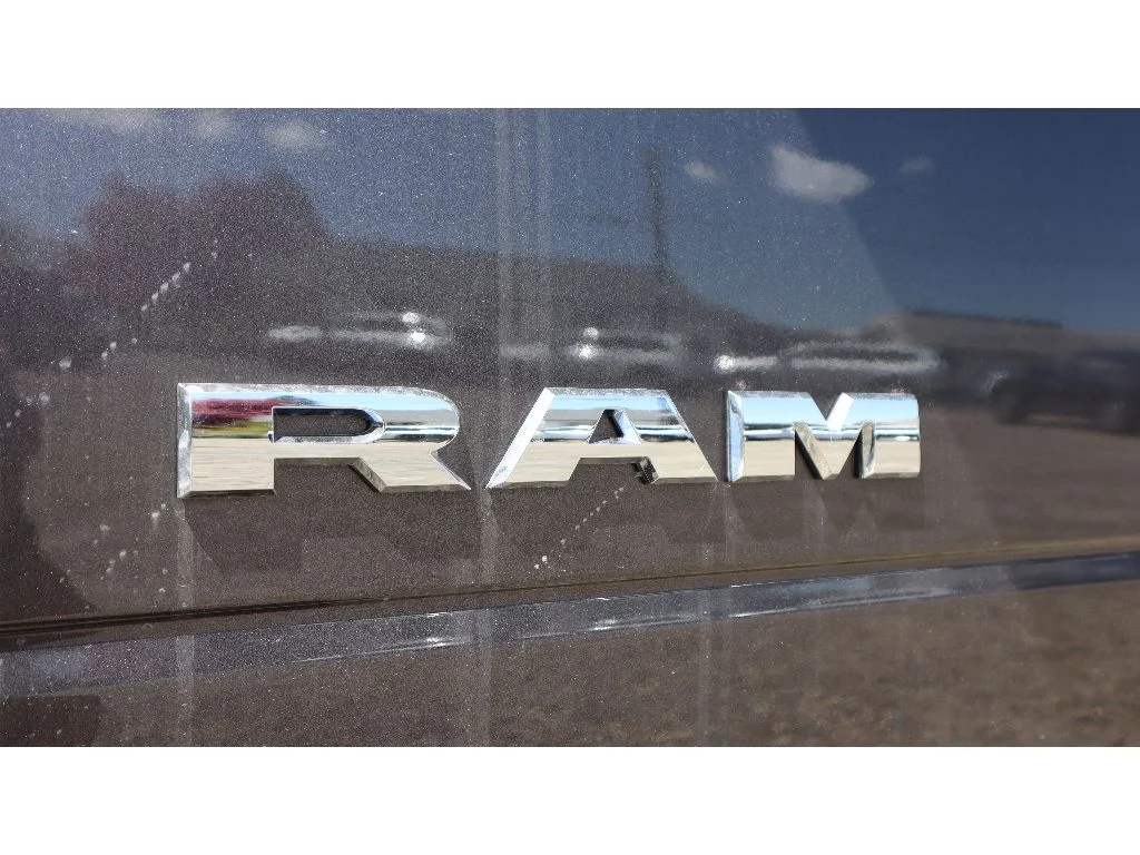 2025 RAM 2500 Big Horn - Photo 28