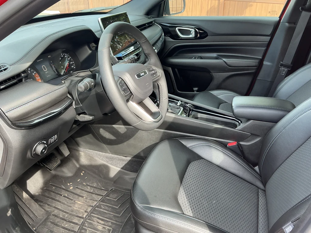 2026 Jeep Compass Latitude Altitude - Photo 9