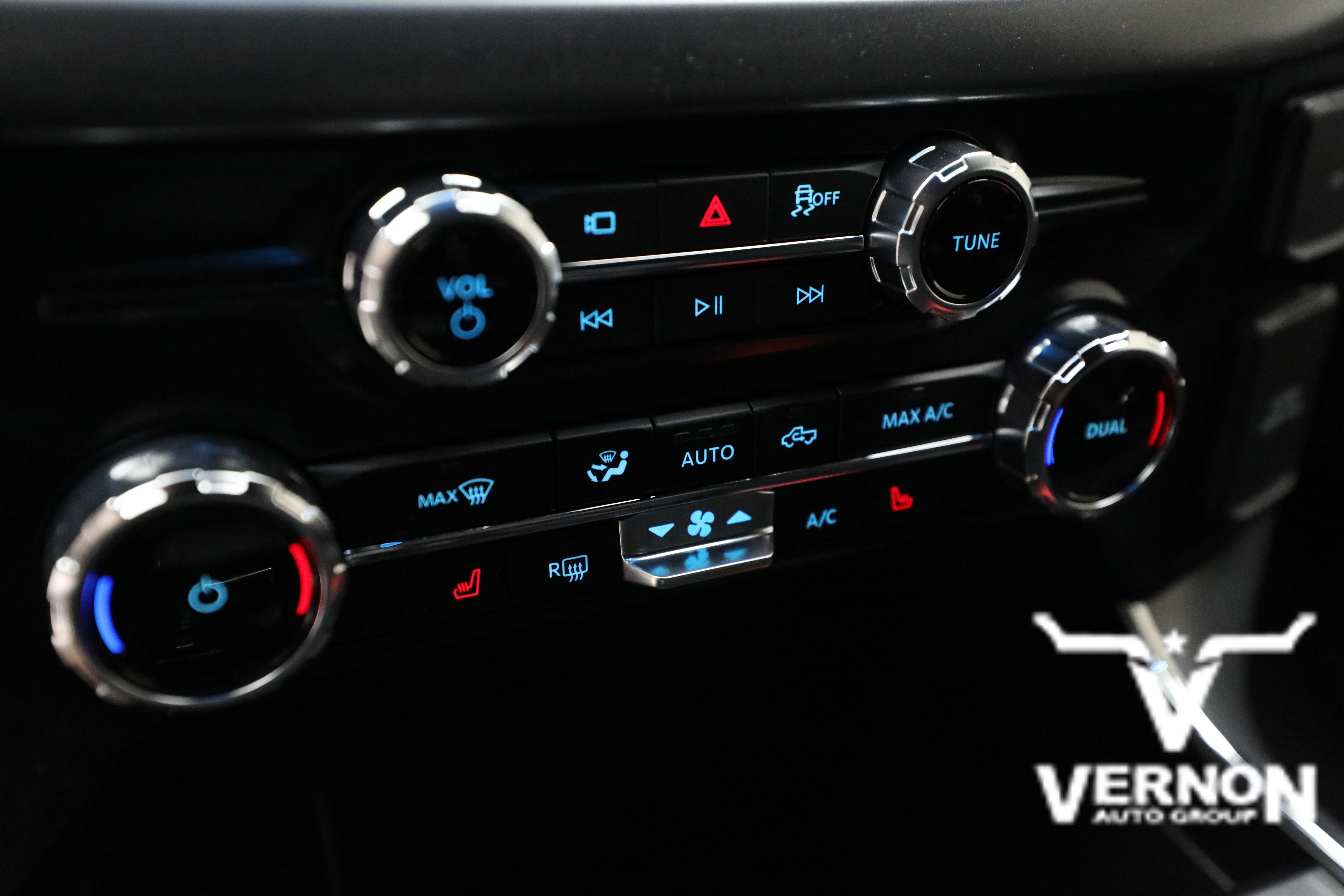 New 2026 Carbonized Gray Metallic Ford  image 24