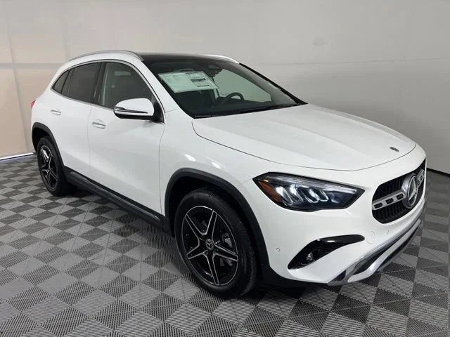 New 2026 Polar White Mercedes-Benz GLA 250 image 44