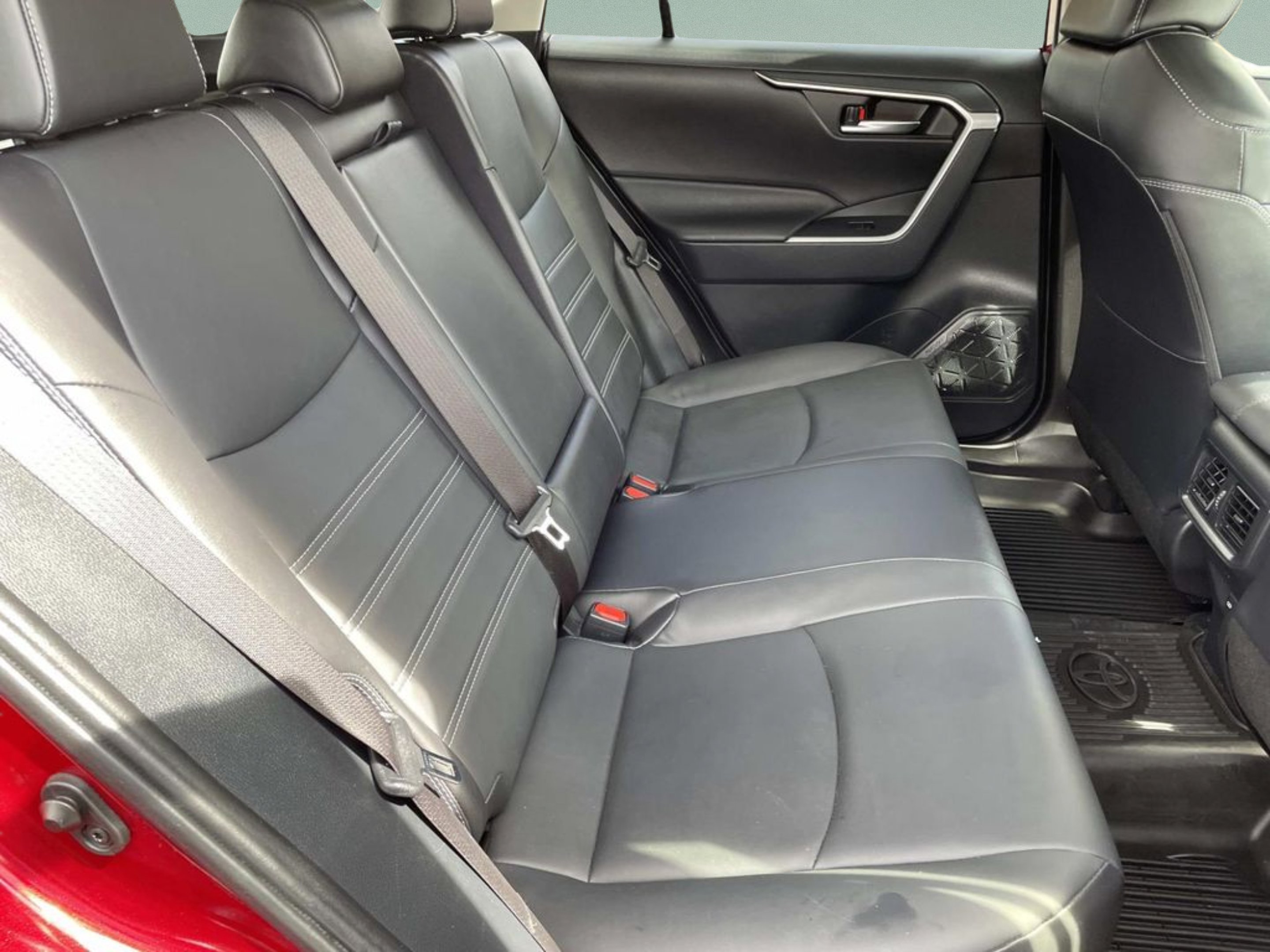 Used 2023 Red Toyota XLE Premium image 14