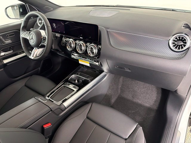 New 2026 Polar White Mercedes-Benz GLA 250 image 29