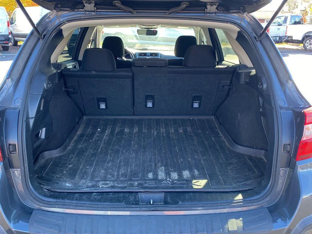 Used 2018 Magnetite Gray Metallic Subaru Premium image 13