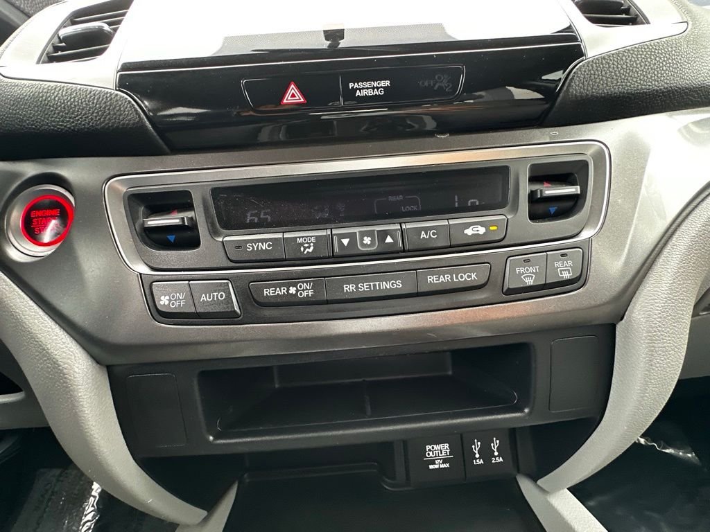 Used 2016 Blue Honda EX image 24
