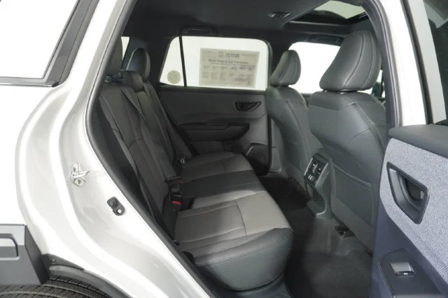 New 2026 CRYSTAL WHITE PEARL Subaru Premium image 29
